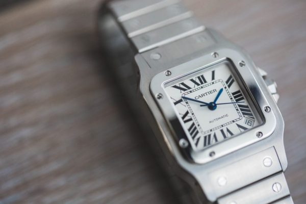 Exploring the Allure of Cartier Santos Replica Watches: A Comprehensive Buying Guide